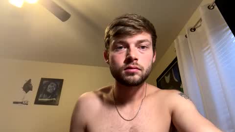 Snapshot of mrcoolguy68 chatting on 11/12/25, 03:45 mrcoolguy68 online show from 11/12/25, 03:45