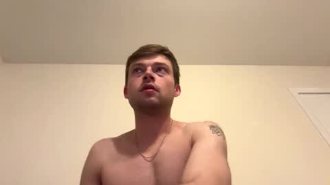 Snapshot of mrcoolguy68 chatting on 02/27/26, 04:07 mrcoolguy68 online show from 02/27/26, 04:07