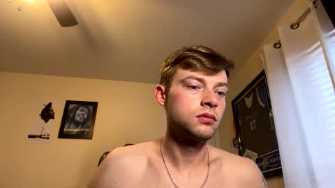 Snapshot of mrcoolguy68 chatting on 03/30/26, 02:29 mrcoolguy68 online show from 03/30/26, 02:29