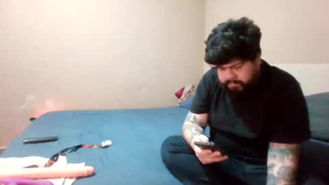 Snapshot of mrcpy1 chatting on 03/10/25, 05:18 Latinhot online show from 03/10/25, 05:18