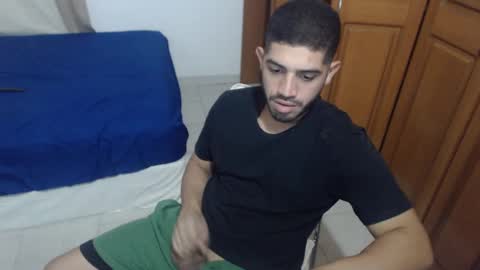 Snapshot of mrcum24 chatting on 01/11/25, 12:22 Will online show from 01/11/25, 12:22