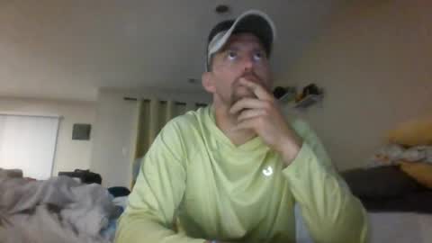 Snapshot of mrcumfixit chatting on 06/30/26, 02:12 mrcumfixit online show from 06/30/26, 02:12