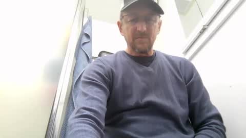 Snapshot of mrcumstain chatting on 01/30/25, 03:55 mrcumstain online show from 01/30/25, 03:55