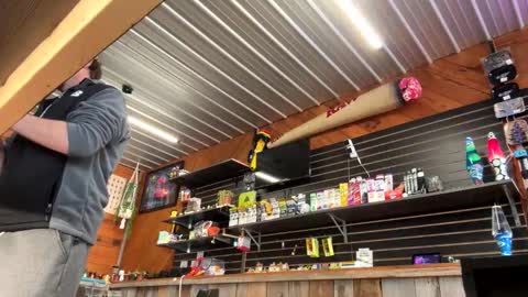 Snapshot of mrfootlong88 chatting on 12/17/25, 06:47 MrFootLong88 online show from 12/17/25, 06:47