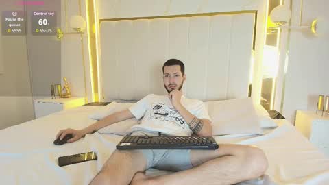 Andy online show from 09/16/25, 03:40