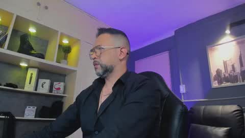 MrFrank. online show from 11/18/25, 11:47