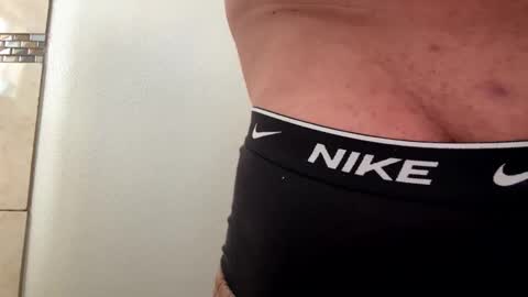 Snapshot of mrfrankfuckforfree chatting on 11/30/25, 07:51 mrfrankfuckforfree online show from 11/30/25, 07:51