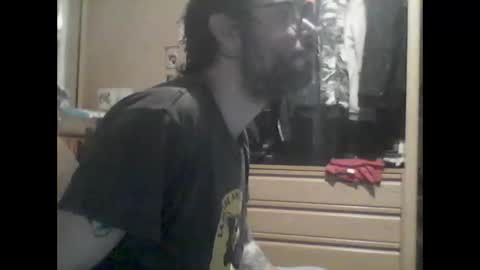 Snapshot of mrfumao chatting on 04/20/26, 03:15 mrfumao online show from 04/20/26, 03:15