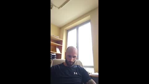 Snapshot of mrga591904 chatting on 12/16/25, 11:15 mrga591904 online show from 12/16/25, 11:15