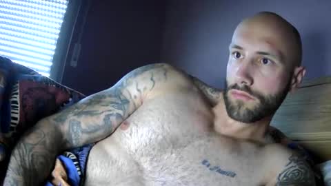 Snapshot of mrga591904 chatting on 06/16/26, 04:37 mrga591904 online show from 06/16/26, 04:37