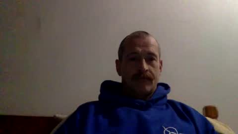 Snapshot of mrgoodkat79 chatting on 12/30/24, 08:10 mrgoodkat79 online show from 12/30/24, 08:10