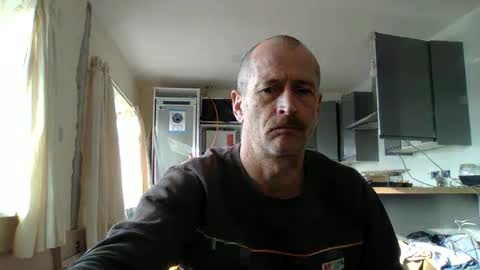 Snapshot of mrgoodkat79 chatting on 02/12/25, 02:54 mrgoodkat79 online show from 02/12/25, 02:54