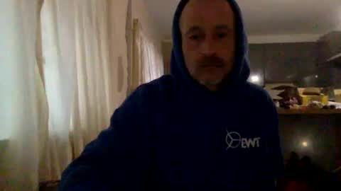Snapshot of mrgoodkat79 chatting on 03/05/25, 07:05 mrgoodkat79 online show from 03/05/25, 07:05