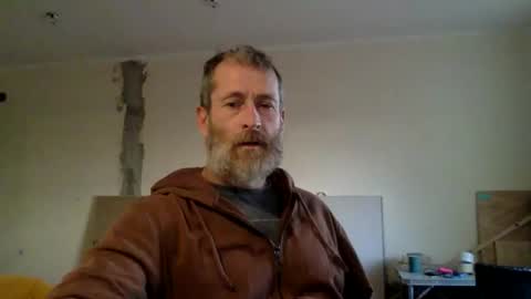 Snapshot of mrgoodkat79 chatting on 10/29/25, 04:42 mrgoodkat79 online show from 10/29/25, 04:42