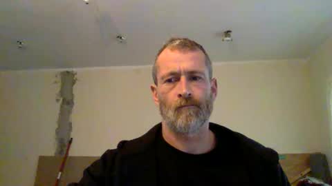 Snapshot of mrgoodkat79 chatting on 11/09/25, 03:32 mrgoodkat79 online show from 11/09/25, 03:32