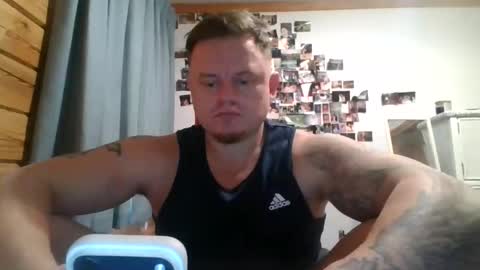 mrhandsome_1 online show from 02/22/26, 05:55