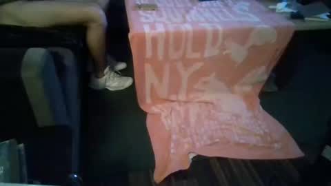 Snapshot of mrhandsomelovee chatting on 01/09/25, 04:17 Nikola online show from 01/09/25, 04:17