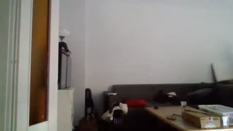 Snapshot of mrhandsomelovee chatting on 01/21/25, 08:08 Nikola online show from 01/21/25, 08:08