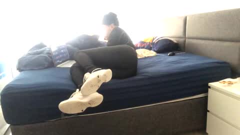 Snapshot of mrhandsomelovee chatting on 02/21/25, 09:24 Nikola online show from 02/21/25, 09:24