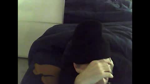 Snapshot of mrhandsomelovee chatting on 03/10/25, 07:42 Nikola online show from 03/10/25, 07:42