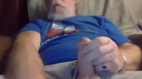 Snapshot of mrhollar chatting on 12/09/24, 01:40 mrhollar online show from 12/09/24, 01:40