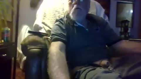 Snapshot of mrhollar chatting on 12/02/25, 02:17 mrhollar online show from 12/02/25, 02:17