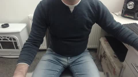 Snapshot of mrhorny_2023 chatting on 12/15/24, 10:39 Your Mister online show from 12/15/24, 10:39