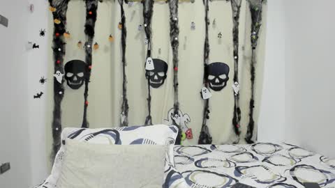 Bastian online show from 10/29/25, 10:55