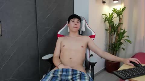 Bastian online show from 12/02/25, 03:12