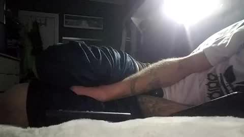 Snapshot of mrj1979 chatting on 01/21/25, 01:22 mrj1979 online show from 01/21/25, 01:22