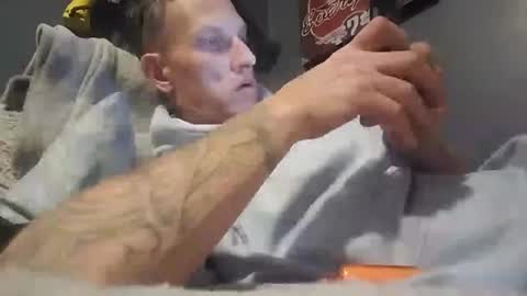 Snapshot of mrj1979 chatting on 02/01/25, 07:05 mrj1979 online show from 02/01/25, 07:05