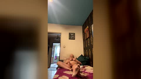 Snapshot of mrjaro chatting on 04/06/26, 09:32 Mrjaro online show from 04/06/26, 09:32