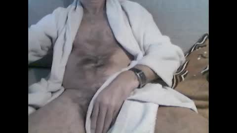 Snapshot of mrjoy2025 chatting on 11/24/25, 09:42 mrjoy2025 online show from 11/24/25, 09:42