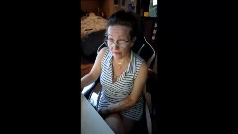 Snapshot of mrjshquinn chatting on 02/13/26, 07:54 mrjshquinn online show from 02/13/26, 07:54