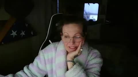 Snapshot of mrjshquinn chatting on 02/17/26, 12:29 mrjshquinn online show from 02/17/26, 12:29