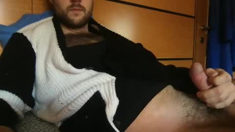 Snapshot of mrk_94 chatting on 02/15/25, 02:00 MRK 94 online show from 02/15/25, 02:00