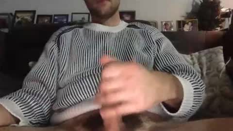 Snapshot of mrk_94 chatting on 12/19/25, 08:05 MRK 94 online show from 12/19/25, 08:05