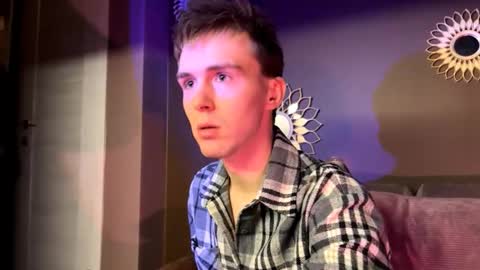 Snapshot of mrkallin chatting on 02/21/26, 09:49 mrkallin online show from 02/21/26, 09:49