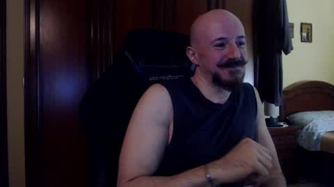 Antony online show from 11/19/25, 06:19