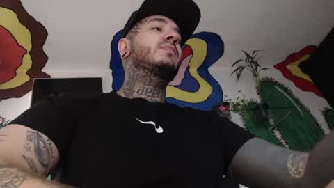 Snapshot of mrmanny__ chatting on 12/12/24, 07:15 mrmanny__ online show from 12/12/24, 07:15