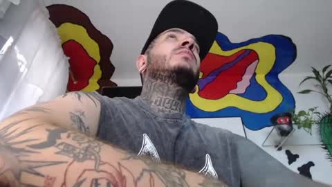 Snapshot of mrmanny__ chatting on 12/17/24, 07:59 mrmanny__ online show from 12/17/24, 07:59