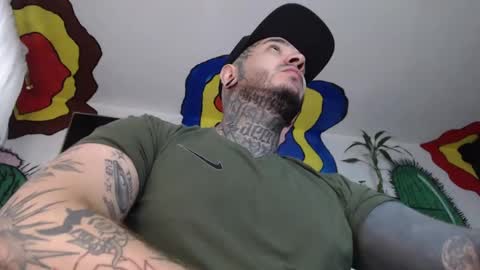 Snapshot of mrmanny__ chatting on 12/18/24, 07:30 mrmanny__ online show from 12/18/24, 07:30