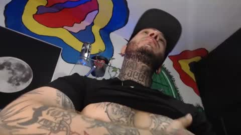 Snapshot of mrmanny__ chatting on 03/05/25, 11:17 mrmanny__ online show from 03/05/25, 11:17