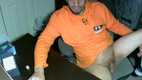 Snapshot of mrmarcxxcam chatting on 09/28/25, 02:28 MrMarc online show from 09/28/25, 02:28