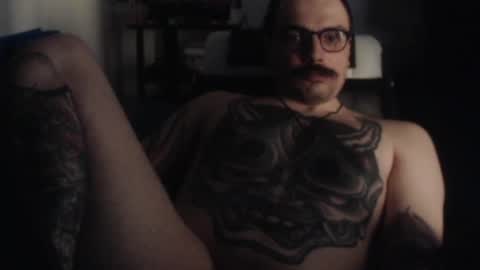 Snapshot of mrn0ice chatting on 11/05/25, 04:18 MR NO ICE online show from 11/05/25, 04:18