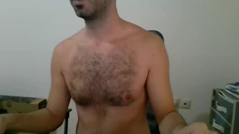 Snapshot of mrralph__90 chatting on 11/01/25, 12:40 Mrralph online show from 11/01/25, 12:40