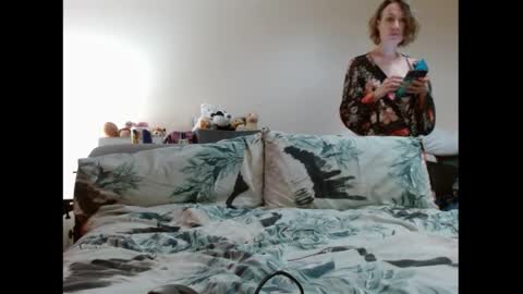 Mrs Velvet Vixen online show from 10/23/25, 07:29