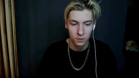 Snapshot of mrsexycum4u chatting on 01/02/25, 03:58 Adam online show from 01/02/25, 03:58