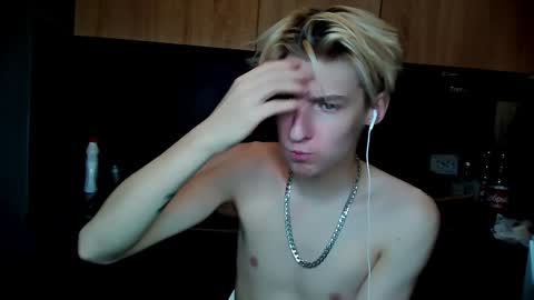 Snapshot of mrsexycum4u chatting on 01/23/25, 02:55 Adam online show from 01/23/25, 02:55