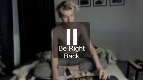 Snapshot of mrsexycum4u chatting on 01/28/25, 08:47 Adam online show from 01/28/25, 08:47